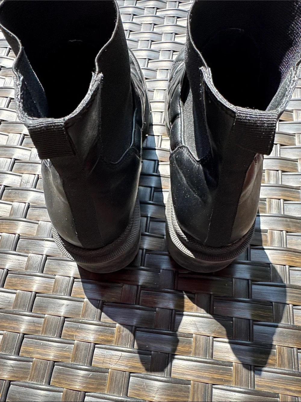 Steve Madden Adrian Quilted Chelsea Boots 8.5 Black Lug Soles